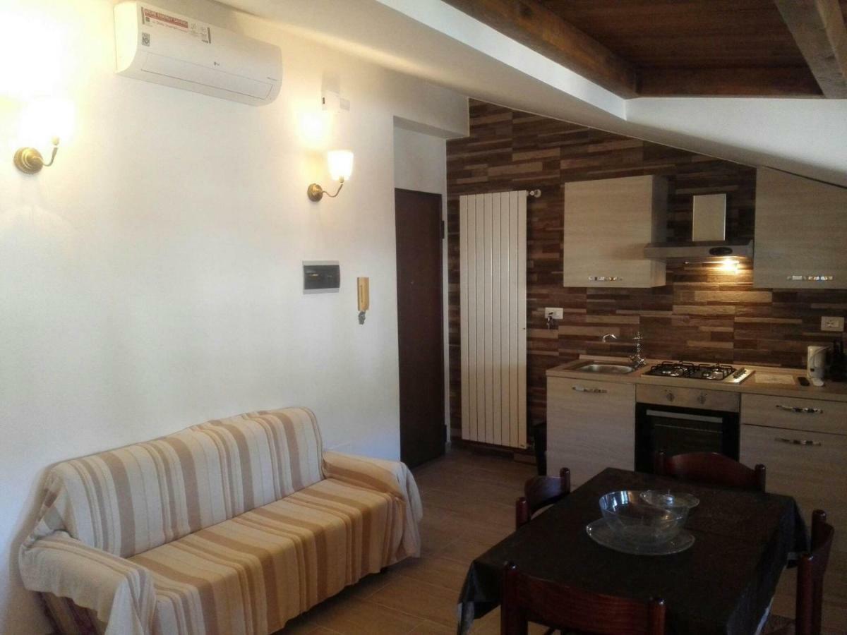 Villa Marysa Studio Apartment Джардіні-Наксос Екстер'єр фото